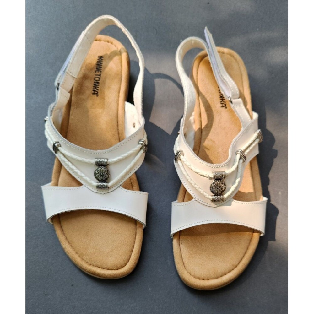 Minnetonka Womens Size 12 Narrow Silvie White Slingback Sandals Shoes